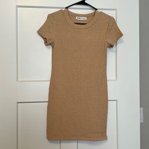 Elodie t shirt dress